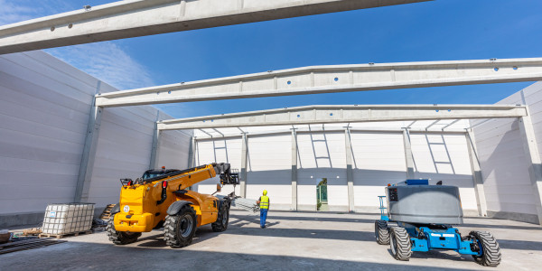 Pintar Fachadas de Naves Industriales, Fábricas y Almacenes en Sabadell · Pintar Construcción de Obra Nueva