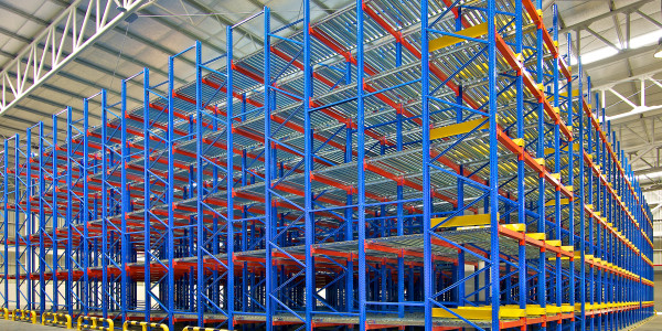 Pintar Fachadas de Naves Industriales, Fábricas y Almacenes en Sabadell · Pintura para Pintado de Naves, Fábricas y Grandes Estructuras